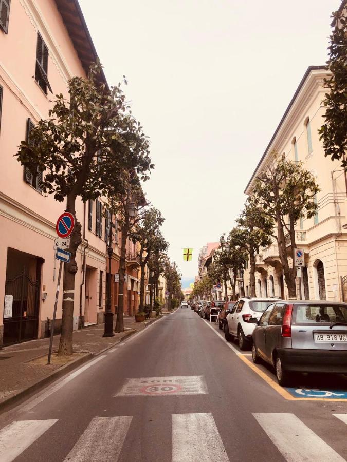 La Via Del Mare Leilighet Albenga Eksteriør bilde